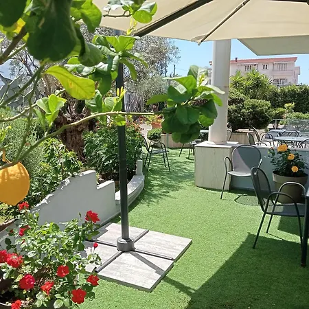Hotel Maiuri 4*