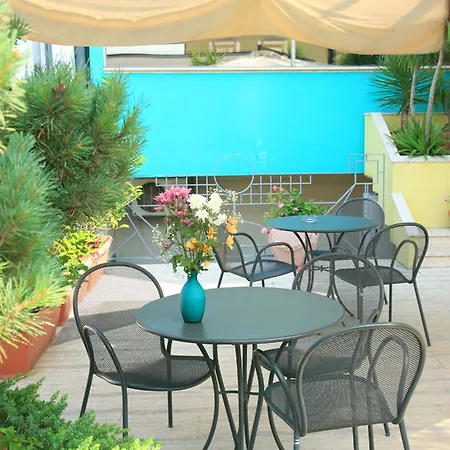 Maiuri Hotel 4*