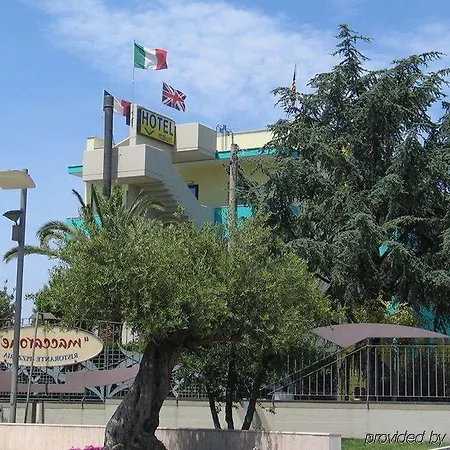 Maiuri Hotel