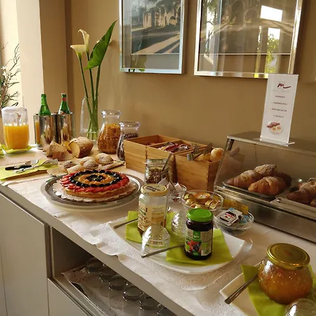 Maiuri Hotel 4*