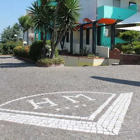 Hotel Maiuri 4*